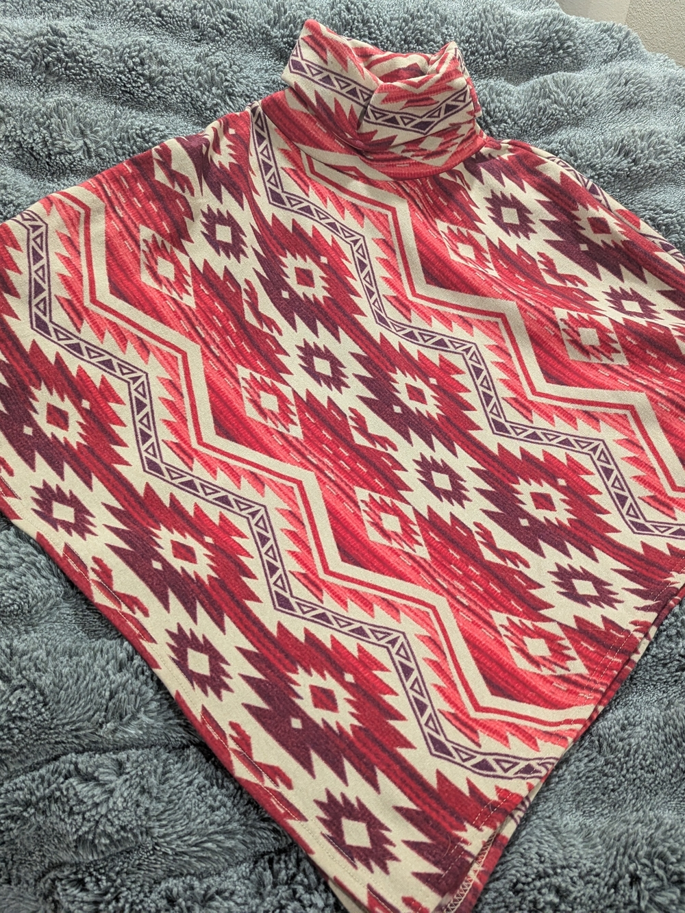 Bobbie Brooks Vintage Red & Cream Aztec Turtleneck Poncho